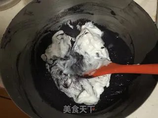 煤球蛋糕