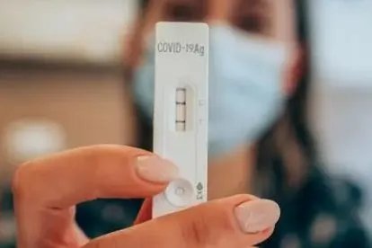 如何判断是否新冠阳性