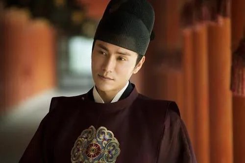 陈坤何琳是什么关系