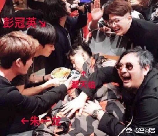 为什么朱一龙微博那么多人留言？