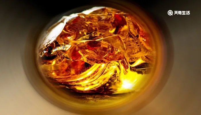 琥珀是怎样形成的