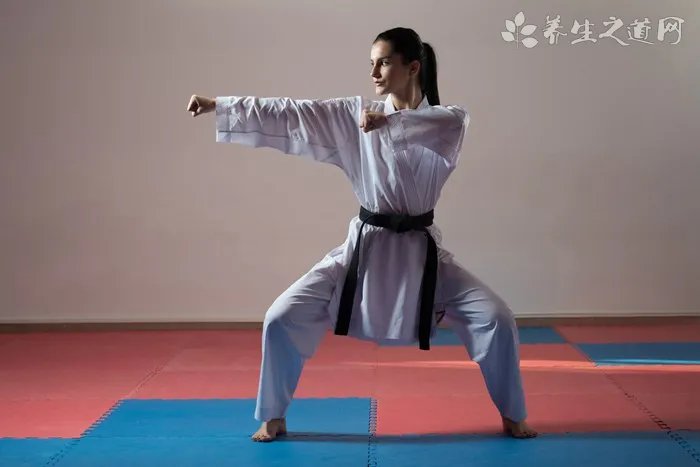 怎么分析鼻尖有痣的面相?好坏参半的表现