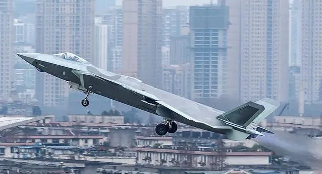 求歼20的高清图，用来做手机壁纸？