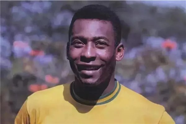 巴西足球巨星排行榜 罗纳尔多上榜第四 贝利第一传奇巨星