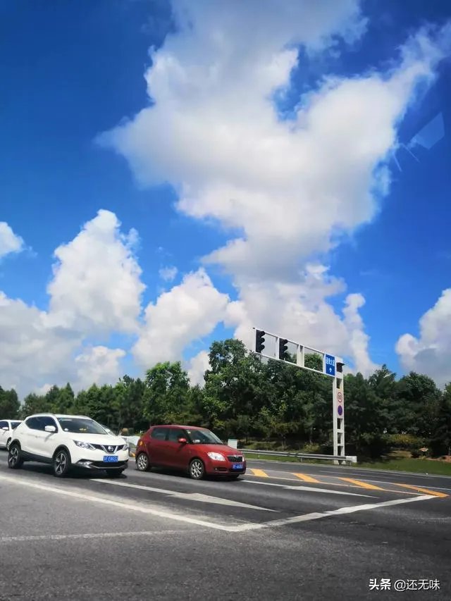 在一个太多关系户的地方工作,升职加薪无望,是不是就可以选择走?