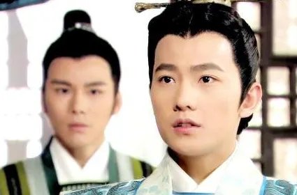 曹丕和曹植的关系到底是什么样的 两人关系真的势同水火吗