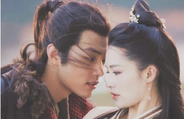 李沁和肖战在微博上被爆出，许多相似点，他们真的在搞地下恋情？