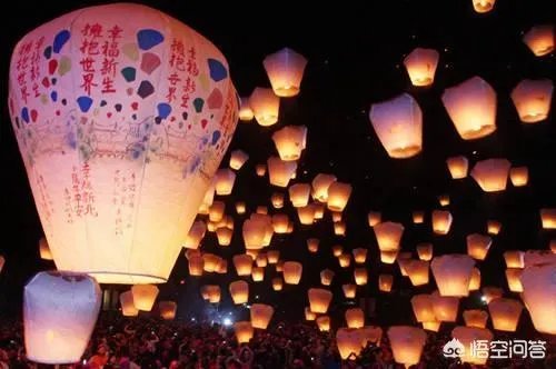 月上柳梢头人约黄昏后。写的是什么节日。