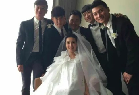 哈琳娜父母什么出身 印小天老婆赵颖燕个人真实资料