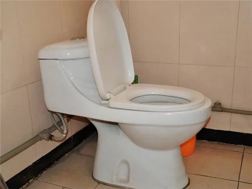 马桶漏水是怎么回事