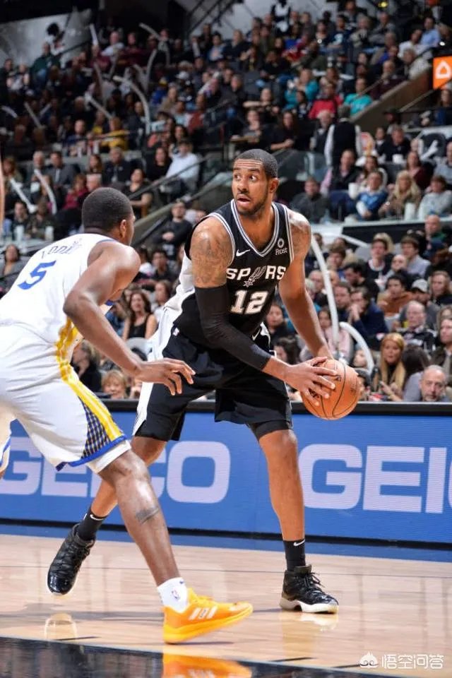 勇士92-104马刺惨遭三连败,你怎么看?