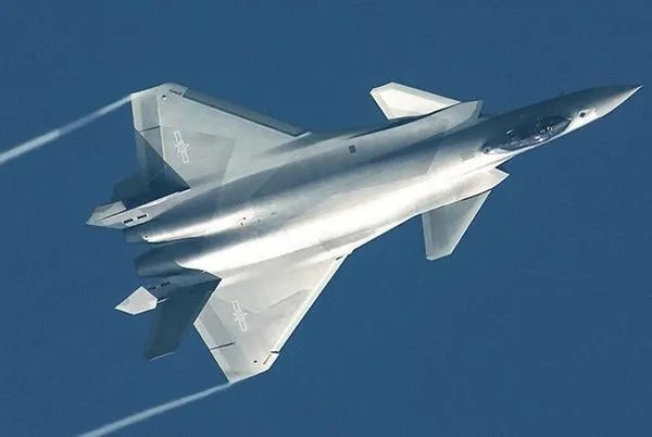 求歼20的高清图，用来做手机壁纸？