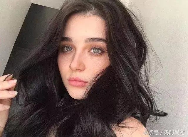 什么样的长卷发好看?