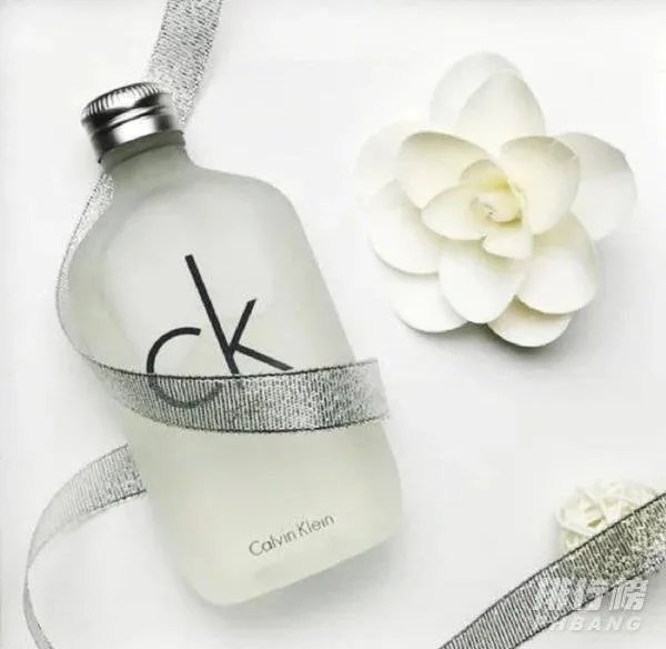 世界十大知名香水品牌大全_最好的香水牌子排名前10