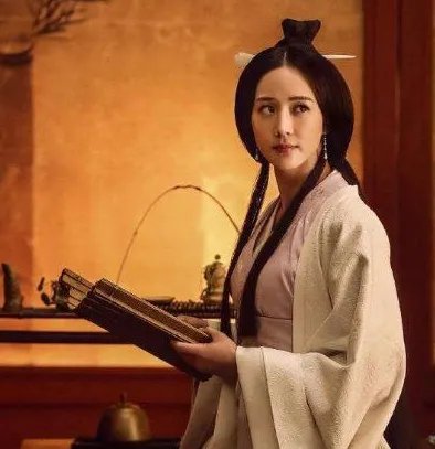 历史上三位董贵妃,她们结局分别如何?