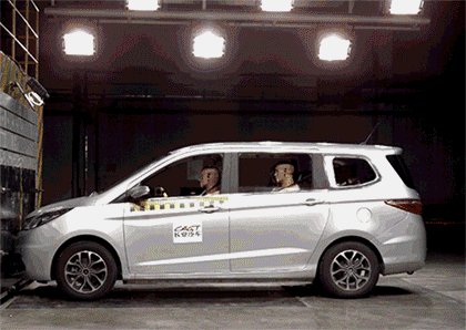 安全气囊在哪 安全气囊打开弹出图片