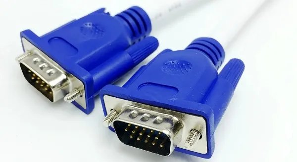 电脑显示屏显示无信号输入是怎么回事