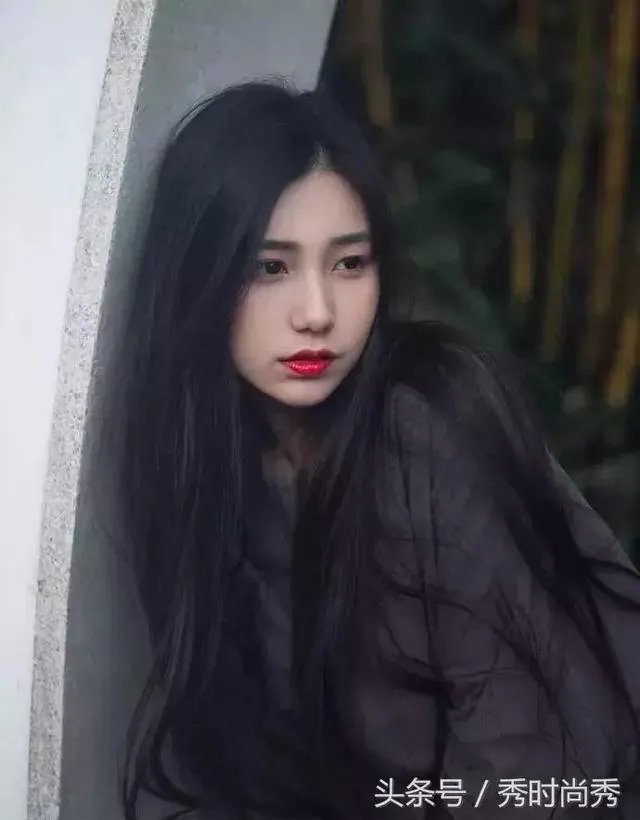 什么样的长卷发好看?