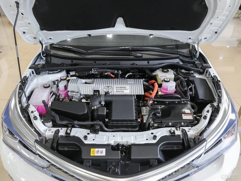 卡罗拉双擎E+三厢最低价格是多少钱？卡罗拉双擎E+报价