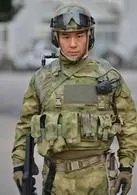 火凤凰里的雷战扮演者叫什么