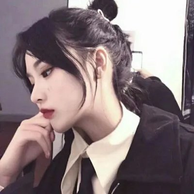 最新霸气冷酷女生头像大全