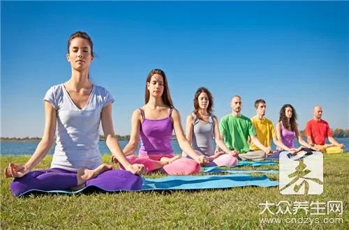 打坐的标准姿势是什么?