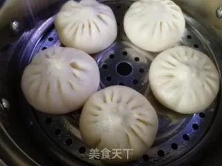 鲜肉蒸包