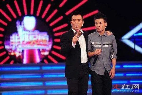 张绍刚被打的完整视频怎么回事 其实这只是一个梗