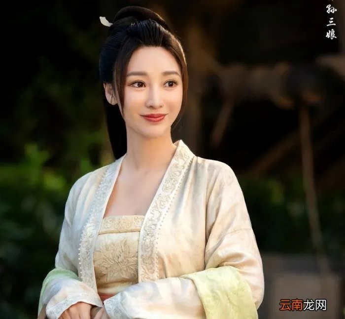 包贝尔婚礼上柳岩遭作秀谩骂 包贝尔婚礼柳岩做了什么