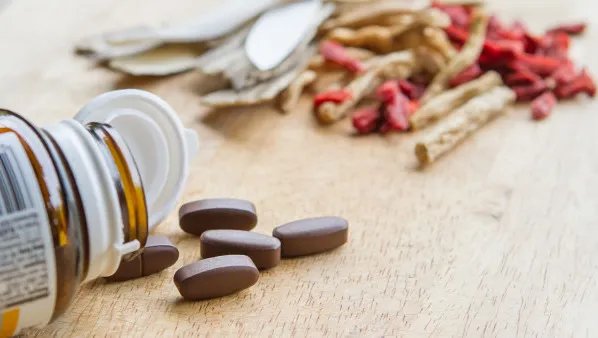 双肾结石吃什么药好?服用吲哚美辛