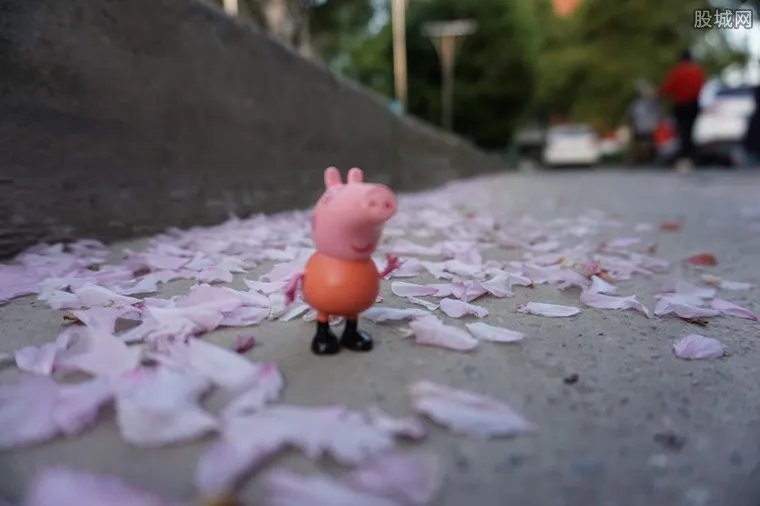 啥是佩奇引热议 但短视频普遍面临变现难