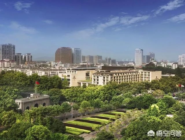 南京适合度假的酒店有哪些？