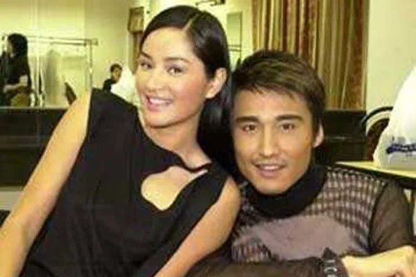 瞿颖胡兵为什么没有在一起 一起唱过歌彼此错过了