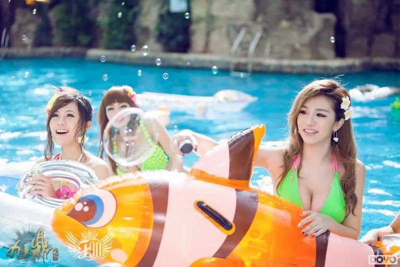 女神嫩模校花汇聚 F90巨乳天团