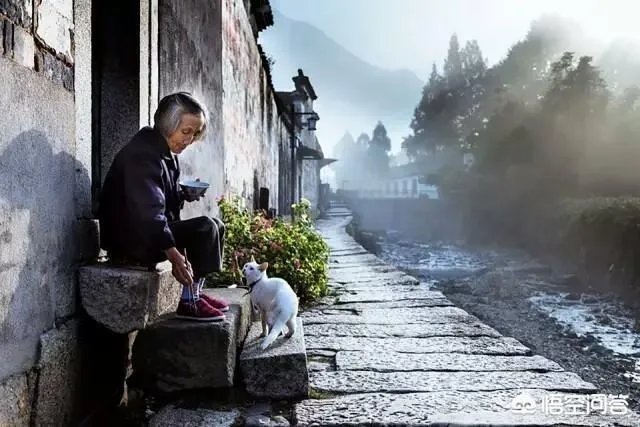 有些人活着但是他已经死了