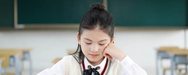 奚落的反义词是什么?