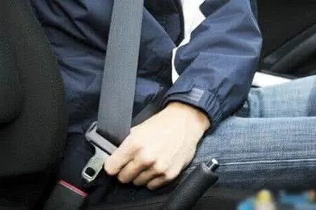 安全气囊在哪 安全气囊打开弹出图片