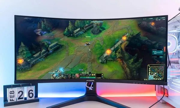 电脑显示屏显示无信号输入是怎么回事