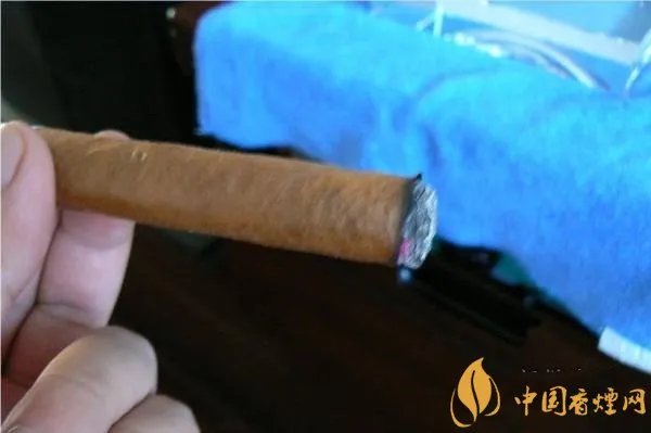 古巴雪茄烟(罗密欧2号)怎么样 罗密欧与朱丽叶2号口感好吗