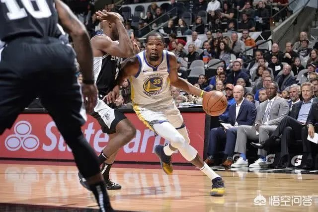 勇士92-104马刺惨遭三连败,你怎么看?