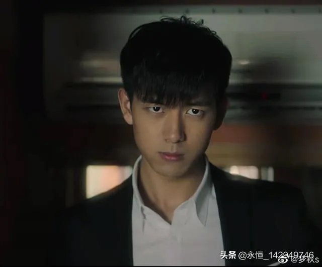 有多少人为了李现开微博？