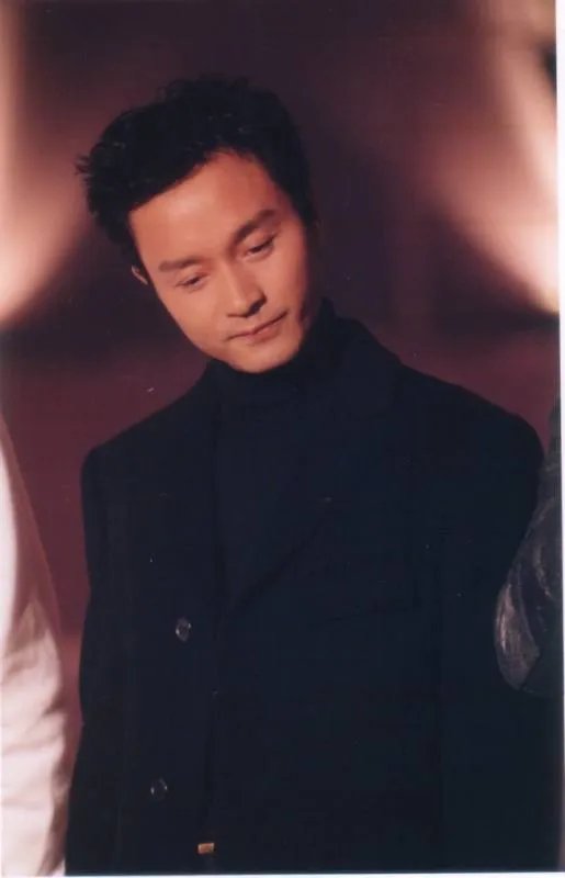 张国荣为什么叫哥哥？