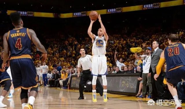 你怎么看库里单场13记三分破纪录?