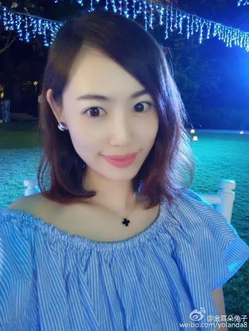 王宝强妻子的家庭背景:马蓉背景资料及有过几任男友