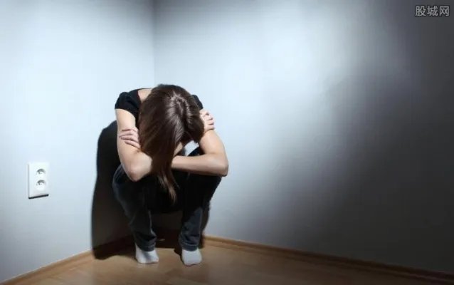 转卖老婆退回死亡 78岁老汉娶22岁小娇妻