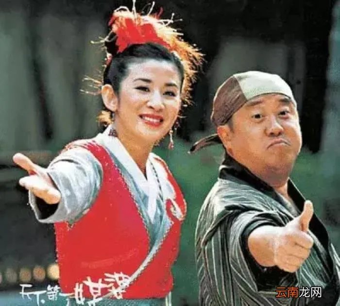 吴君如老公,53岁吴君如为满头白发的老公庆生