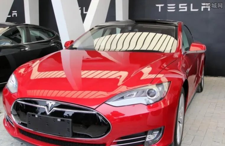 奔驰宝马路虎在华全面降价 进口车降价原因曝光