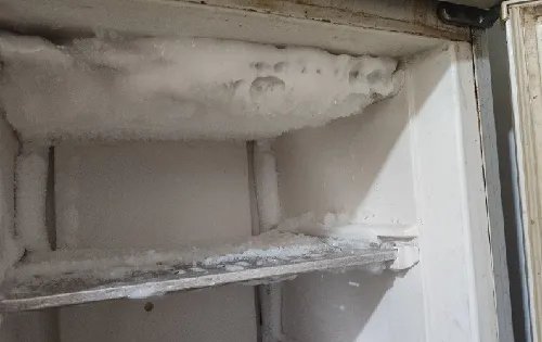 冰箱冷冻室结冰的原因和解决方法是什么