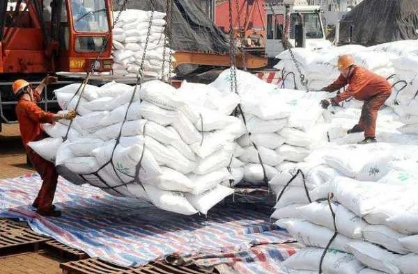 韩国就“车用尿素荒”向中国求助一事中反映出什么信息？