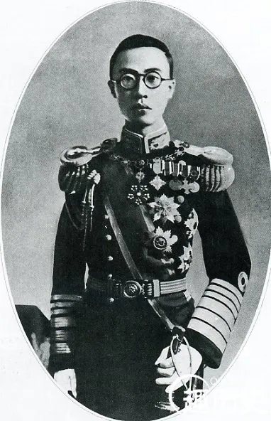 溥仪一生为何会做了三次皇帝 分别都是哪三次？